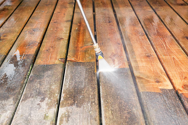 Best Building Exterior Pressure Washing in Middle Island, NY