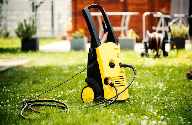 Best Pool Deck Cleaning in Middle Island, NY